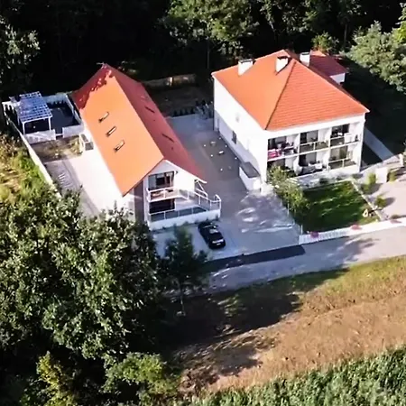 Tramonto Przeciszow Apartmán