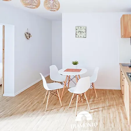Tramonto Przeciszow Apartment Zator